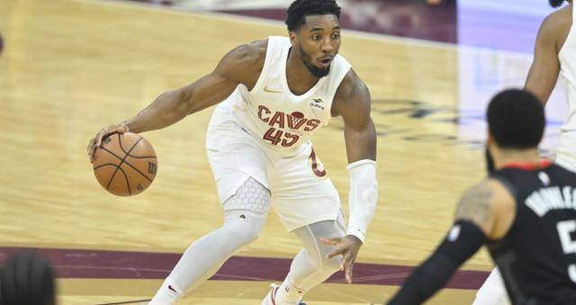 爱游戏在线-包含横扫对手助攻全队!胜利无限靠近!的词条