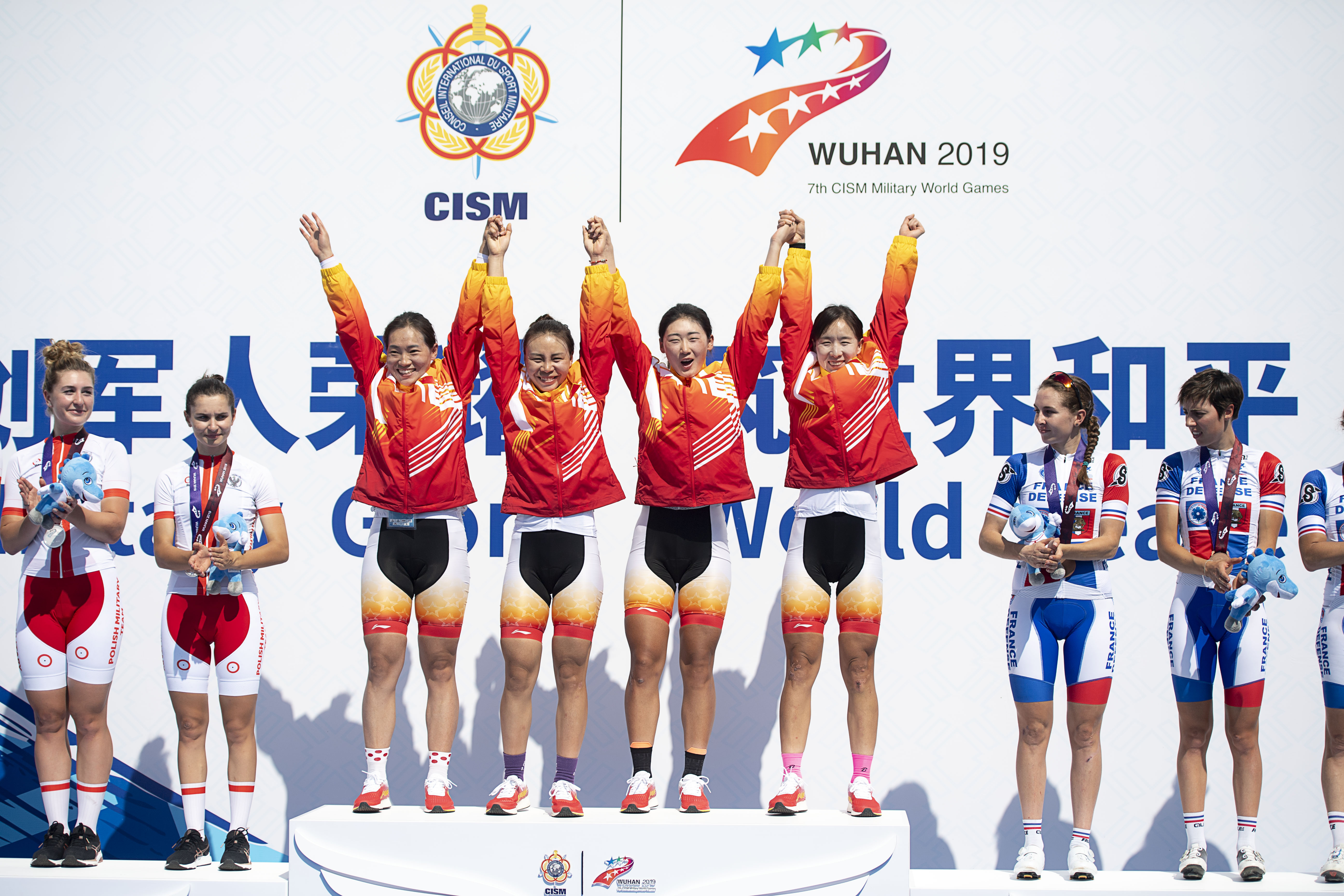 爱游戏网站-爱尔兰女子自行车选手勇夺金牌