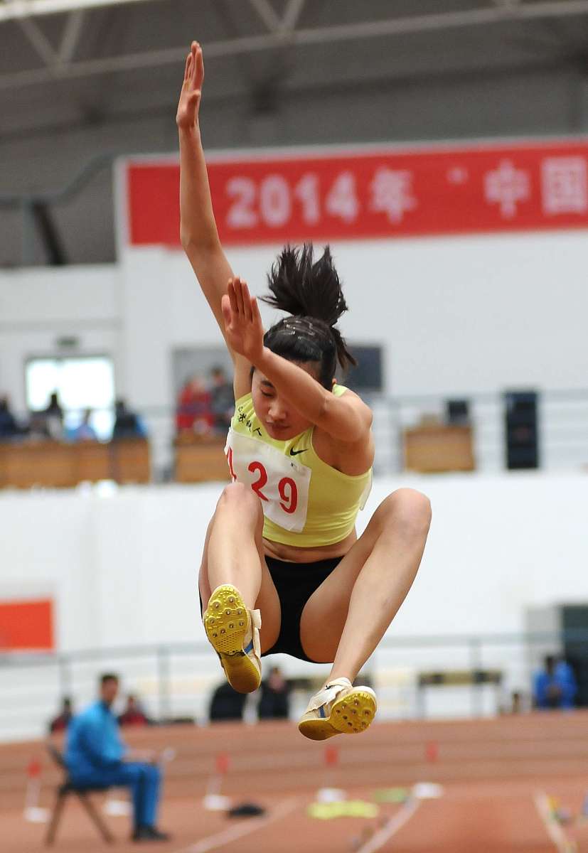 爱游戏培训-中国选手在田径比赛中获得第一名