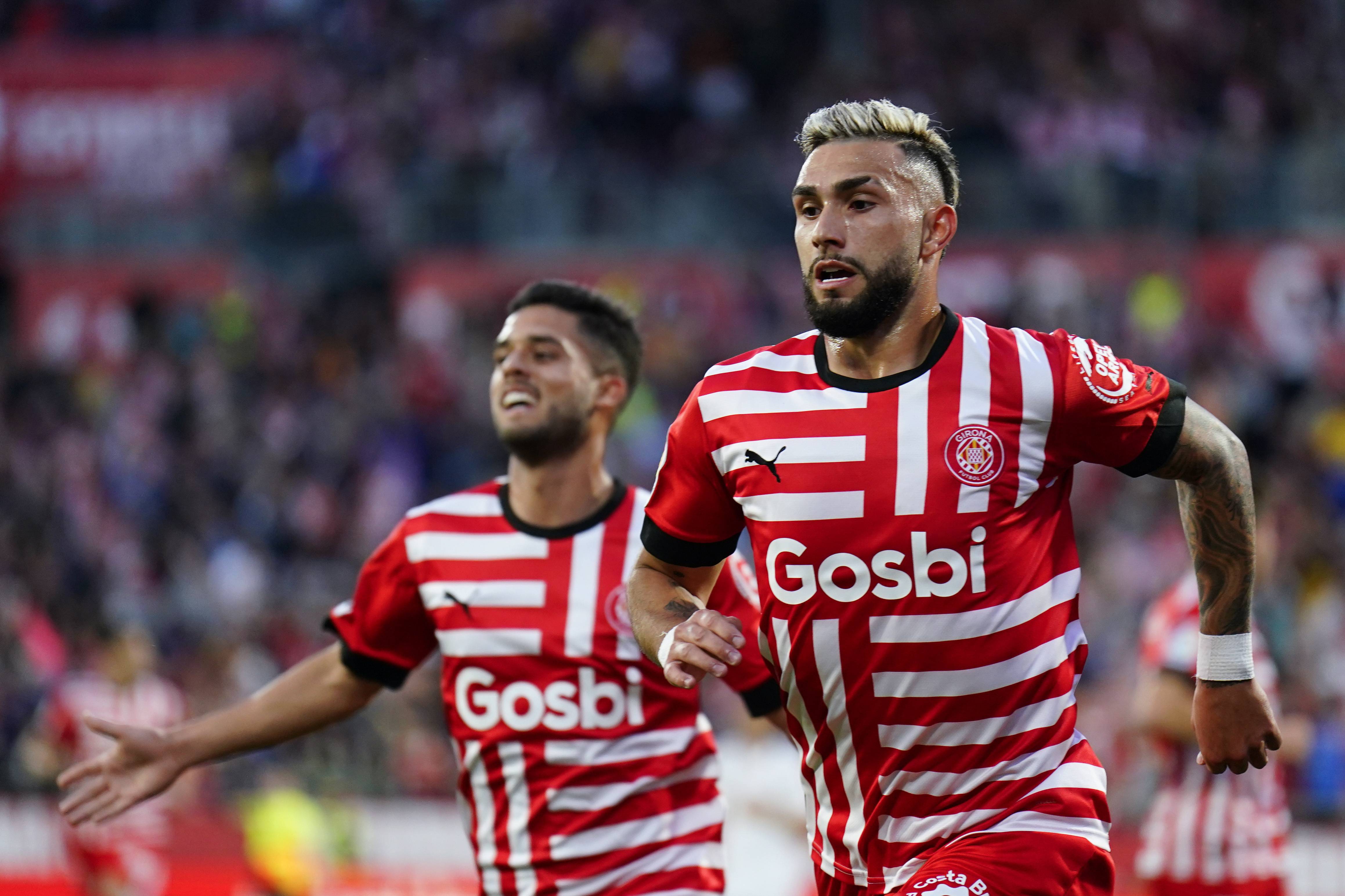 爱游戏链接-巴伦西亚再度获胜，领跑积分的简单介绍