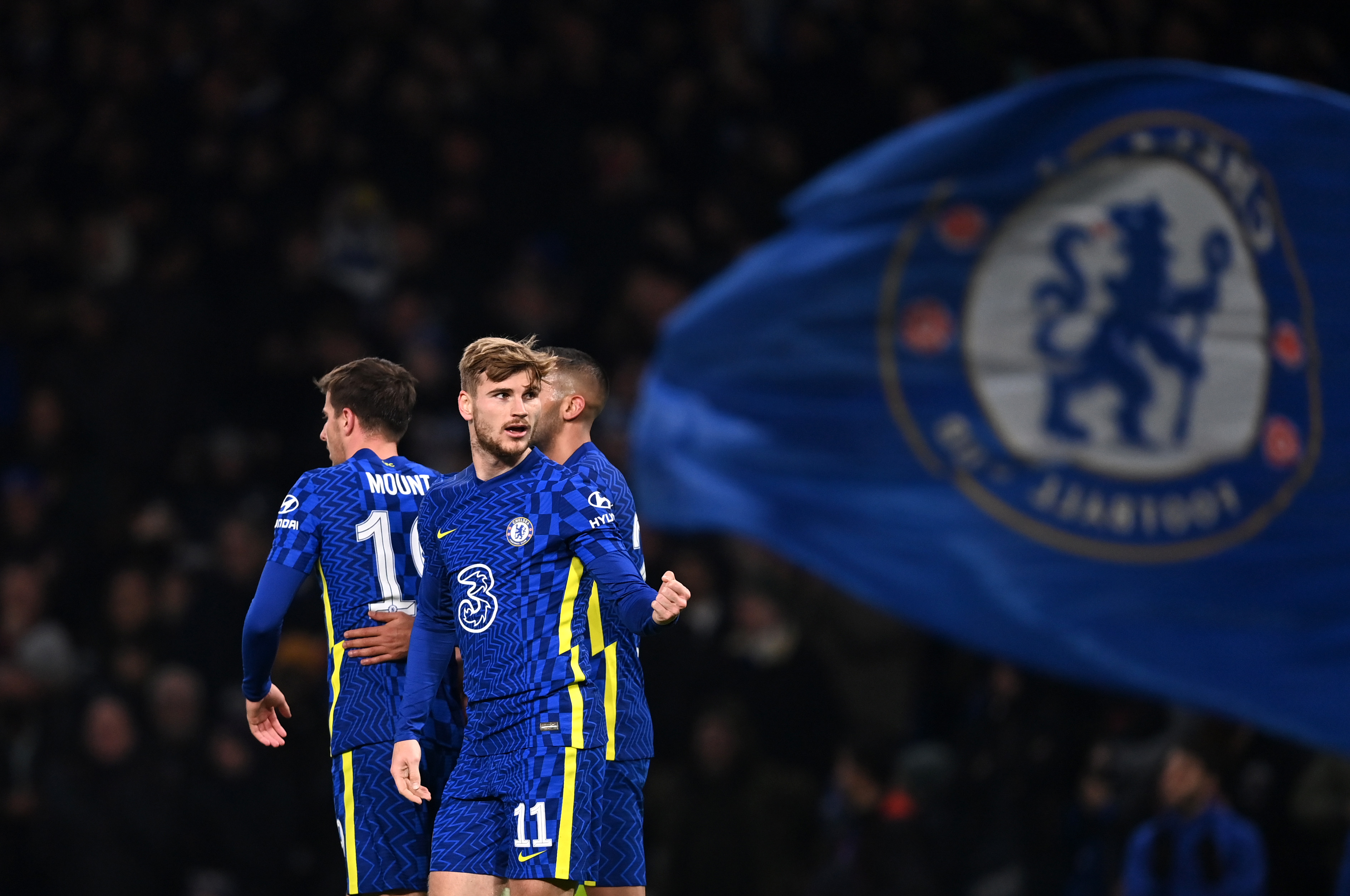 爱游戏网页版-尤文图斯血洗巴萨挺进欧冠半决赛