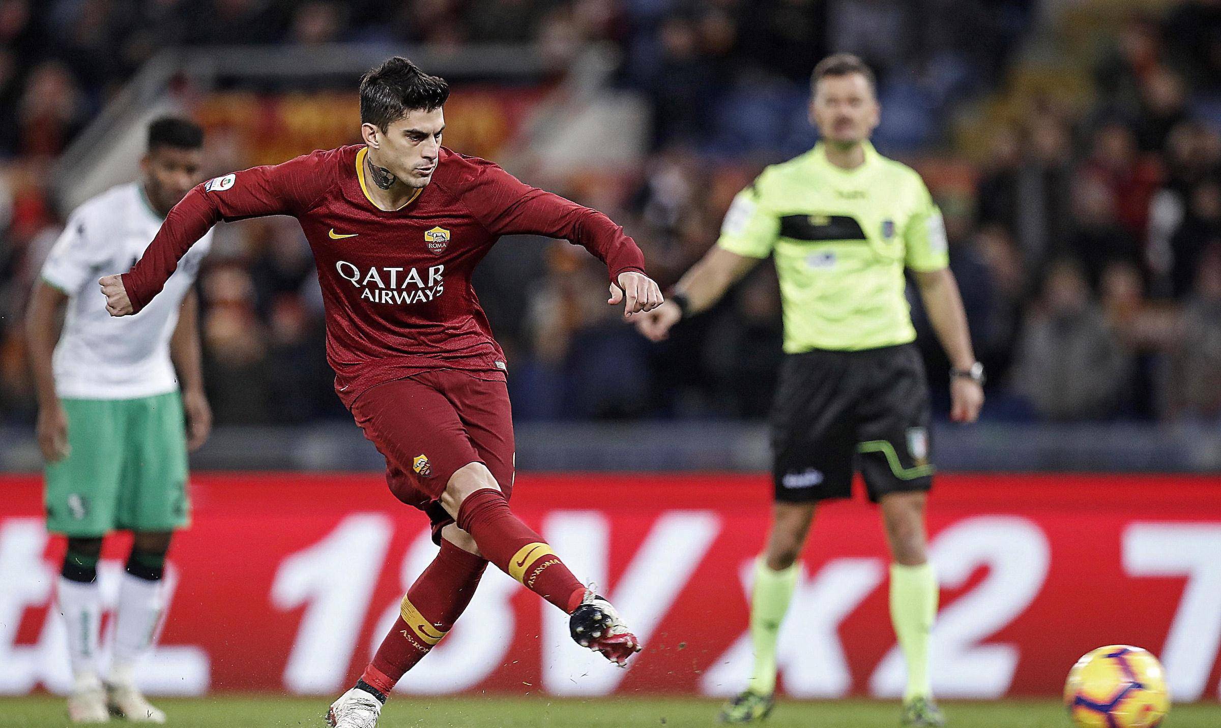 爱游戏官网-萨索洛客场艰难取胜，临场调整带来成功的简单介绍