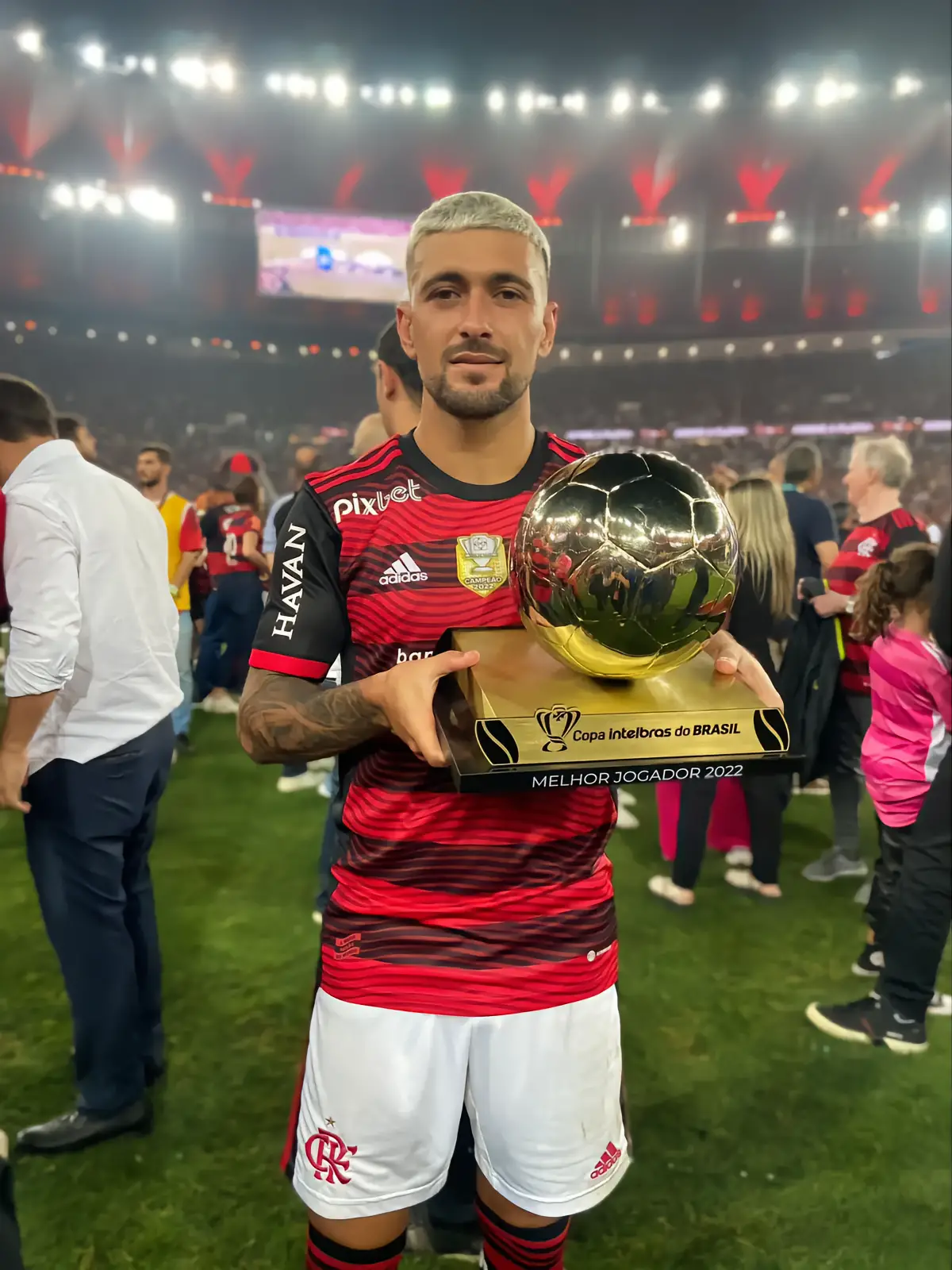 爱游戏网站-塔吉克斯坦球队发挥出色，备受瞩目