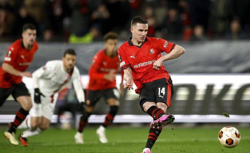 爱游戏中国官网-包含斯特拉斯堡对阵尼姆，实力均衡的对决即将开启的词条